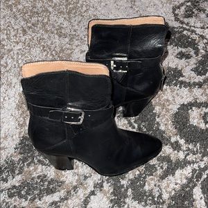 Donald J Pliner women shoes size 8.5